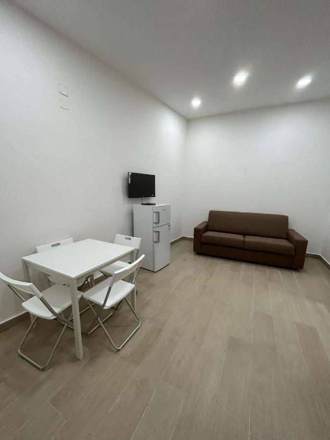 House Vicolo Longo 35 Apartment เนเปิลส์ ภายนอก รูปภาพ